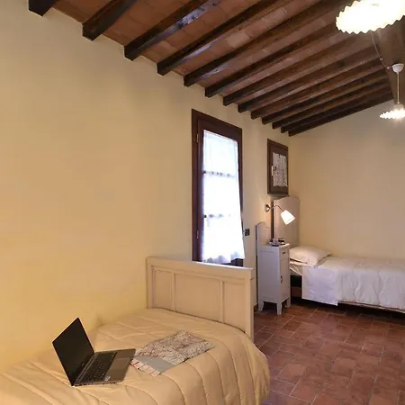 Limone Villa Calci